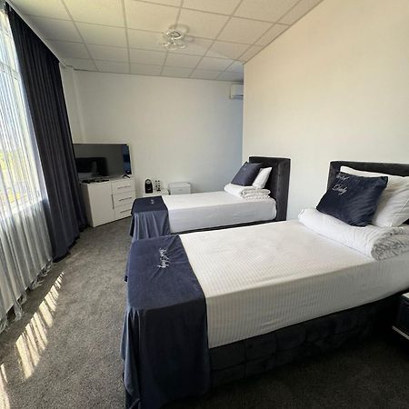 Hotel Daly بلوييست المظهر الخارجي الصورة
