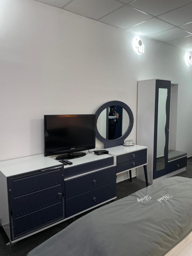 Hotel Daly بلوييست المظهر الخارجي الصورة